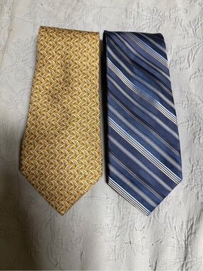 Lot of 2 Perry Ellis Portfolio men’s 100% silk neckties in two classic patterns